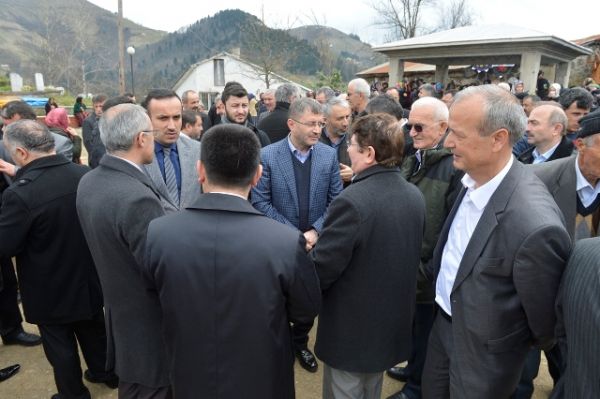 Mustafa Türkmen dualarla uğurlandı.