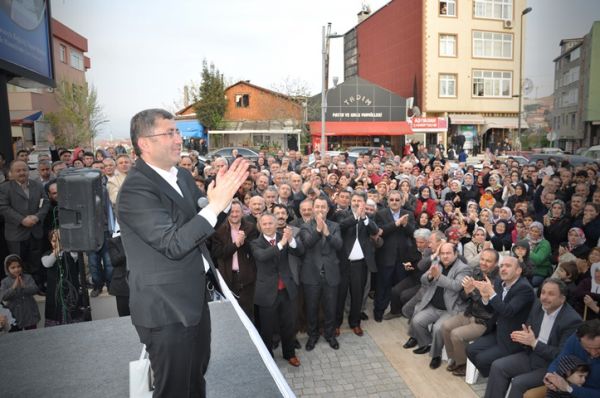 Hilmi Türkmen'in  Keşkek İkramı