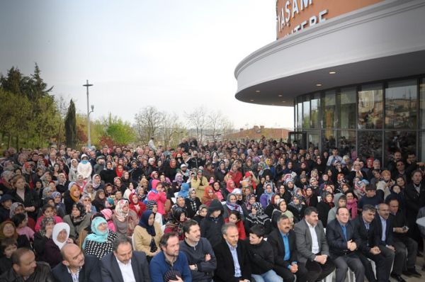 Hilmi Türkmen'in  Keşkek İkramı