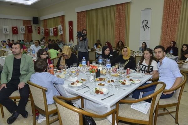 Eğitim Derneği büyük ödül gecesi 2015