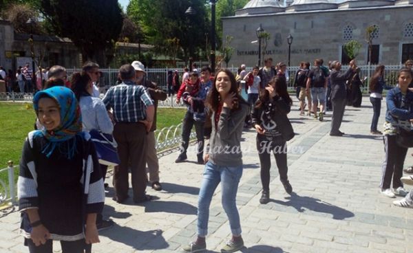 Anadolu Lisesi Öğrencileri Şalpazarı'na hareket et