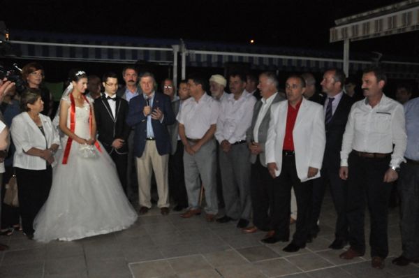 Ataman ve Erdoğan Aşlelerinin Düğünüğ