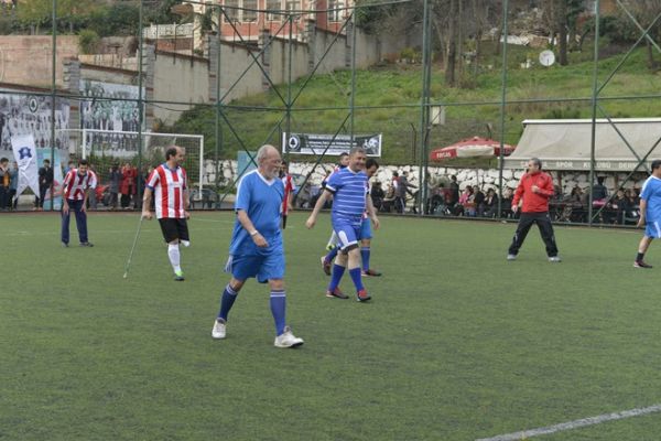 Futbol Aşkı Engel Tanımaz