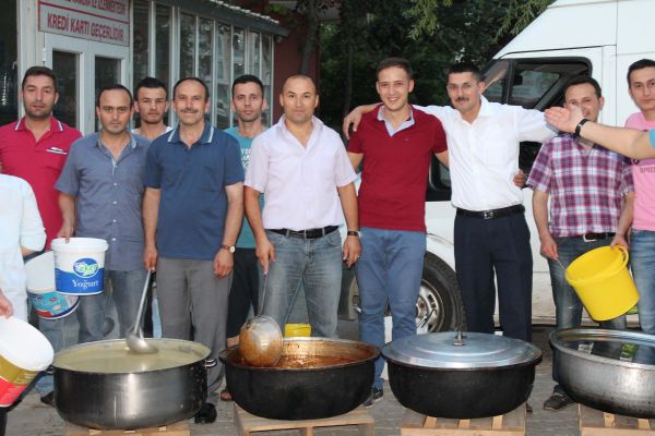 Sancaktepe'de keşkekli iftar