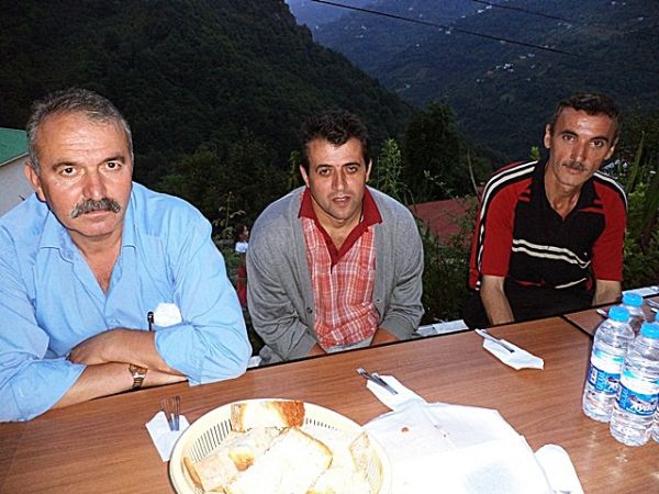 Akçiriş Köyü Muhtarı Selçu Usta'nın iftarı.