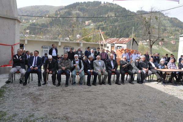 Sayvançatak Köyü Fatih Camisi'nin Çifte minareleri