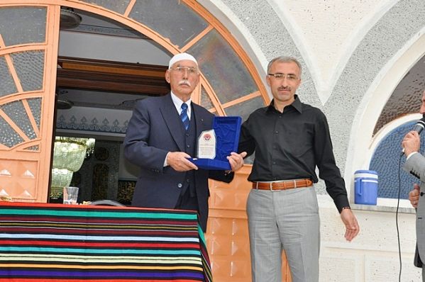 Sayvançatak Köyü Fatih Camisi'nin Çifte minareleri