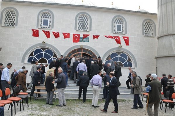 Sayvançatak Köyü Fatih Camisi'nin Çifte minareleri
