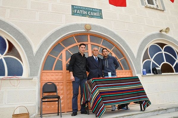 Sayvançatak Köyü Fatih Camisi'nin Çifte minareleri