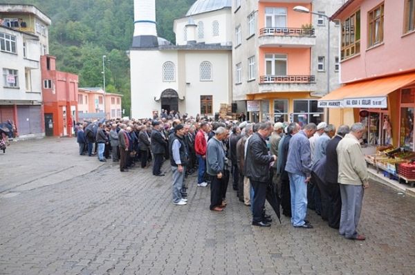 Remzi Cengiz'in cenazesi