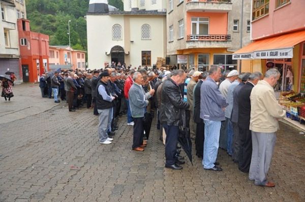 Remzi Cengiz'in cenazesi