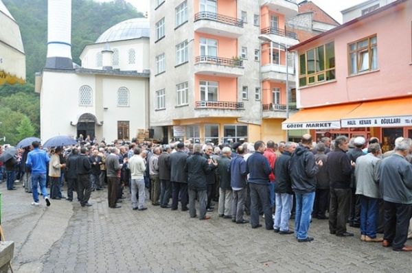 Remzi Cengiz'in cenazesi