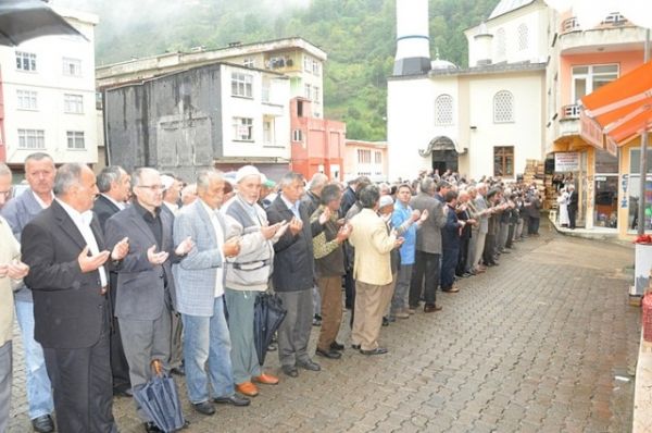 Remzi Cengiz'in cenazesi