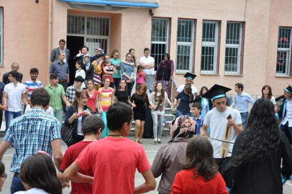 Ayten Yılmaz Anadolu Sağlık Meslek Lisesi