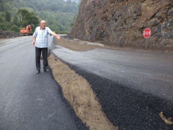 Yol çalışmasında soru işaretleri..