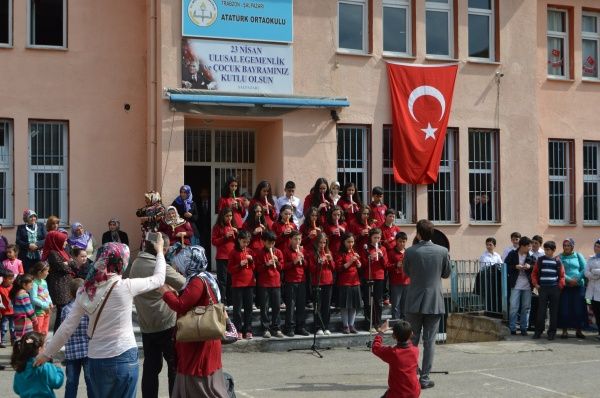 23 Nisan Ulusal Egemenlik ve Çocuk Bayramı 