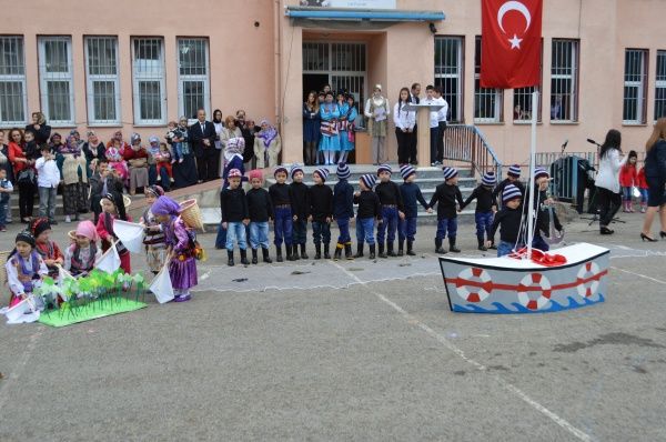 23 Nisan Ulusal Egemenlik ve Çocuk Bayramı 