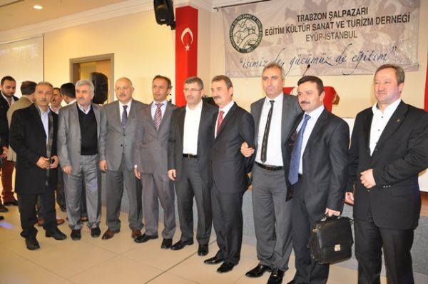 Şalpazarı EKST Derneği kahvaltılı istişare toplant
