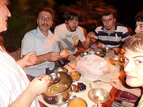 Mehmet Çıtlak'ın İftar Yemeği