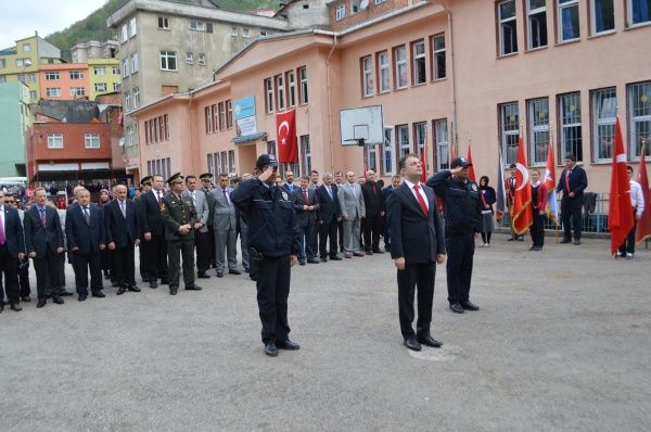 23 Nisan Ulusal Egemenlik ve Çocuk Bayramı 