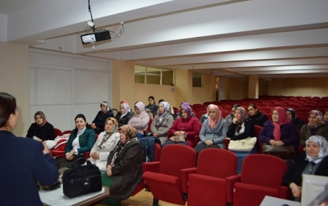 8 Mart Dünya Kadınlar Günü Konferansı Yapıldı