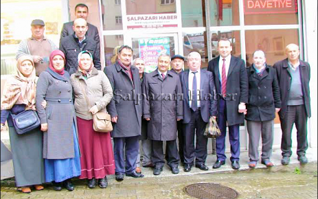 AK Parti Trabzon miletvekili adayı Nihat Tosun Şalpazarı'nı ziyaret etti.