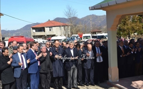 Bahar Türkmen Aydın Geyikli’de toprağa verildi.