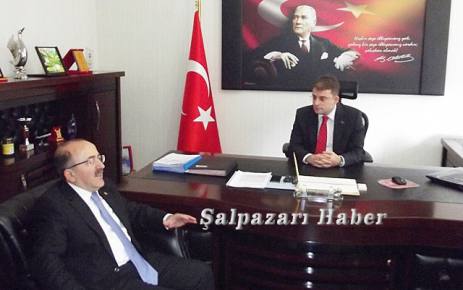 Belediye Başkan Dr Orhan Fevzi Gümrükçüoğlu Şalpazarı'nı ziyaret etti.