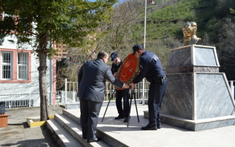 Çanakkale Şehitlerini 101. Anma Programı Yapıldı.