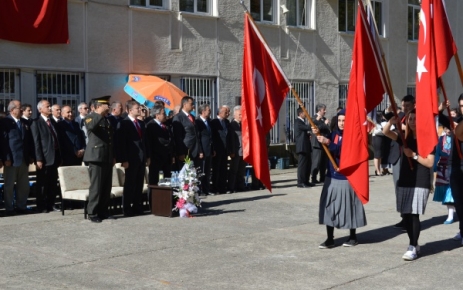 Cumhuriyet Bayramı İlçemizde de kutlandı.