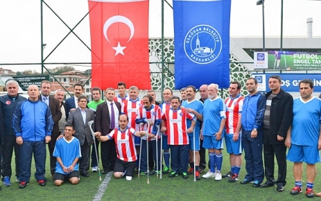 Futbol Aşkı Engel Tanımaz.