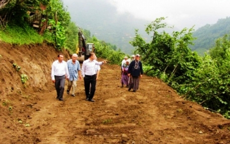 Kırk Yıllık Yol Sorunu Bitti.