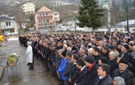 Mehmet Özdemir Toprağa Verildi.