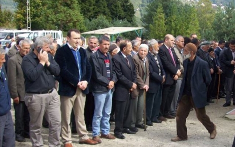 Osman Nuri Gülay Toprağa verildi.