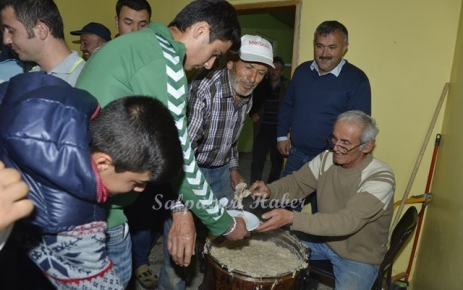 Pelitçik Keşkek Şölenine Erken Başladı.