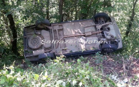 Şalpazarı'nda Maddi Hasarlı Trafik Kazası.