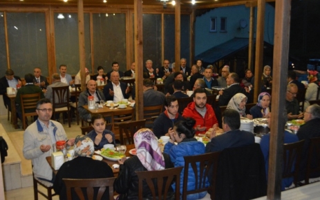 Şehit ve gazi yakınları iftarda buluştu