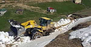 Yayla Yolları Kardan Temizleniyor