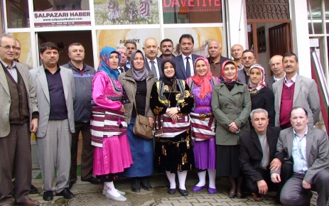 Trabzon'un Ayşesi Ağasar kıyafeti giydi