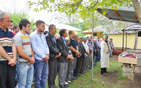 Türkan Diner Toprağa verildi.